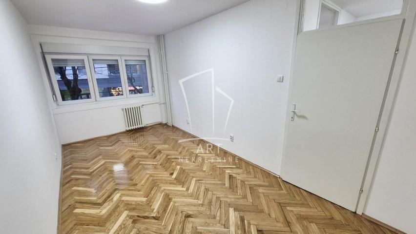 Botanička bašta, Kneza Danila, 68m2 ID#142151