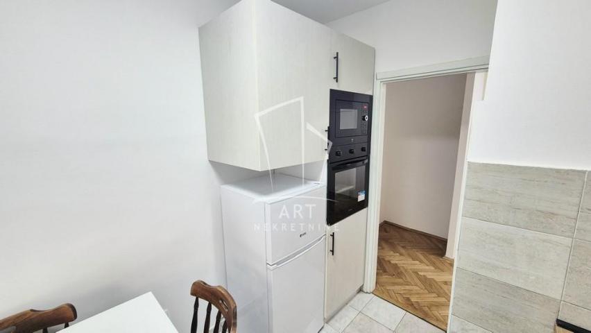 Botanička bašta, Kneza Danila, 68m2 ID#142151