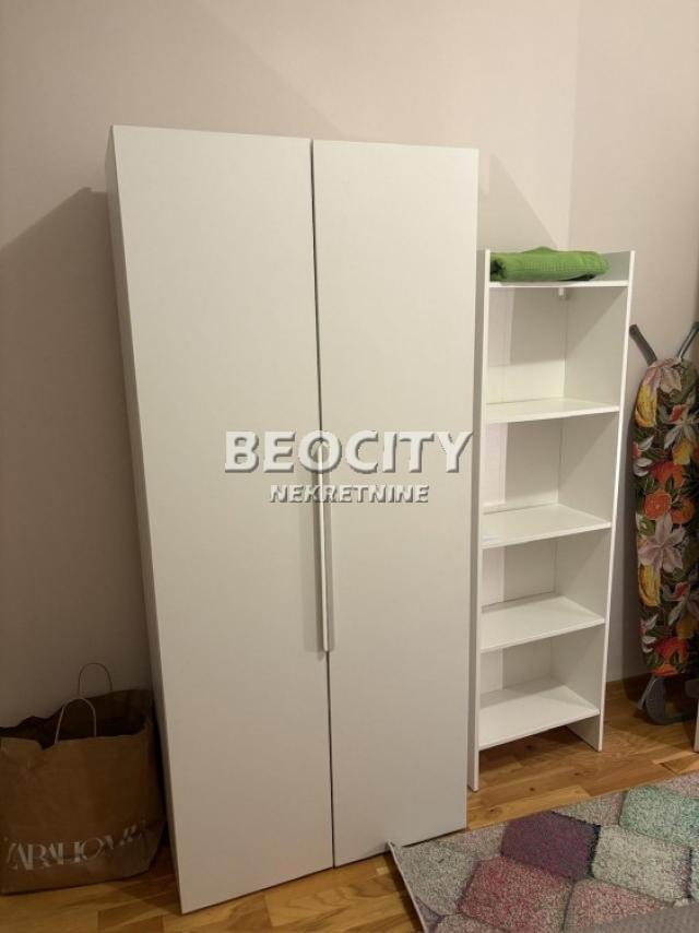 Novi Sad, Centar, Kisačka, 1.5, 45m2, 450EUR Pet friendly