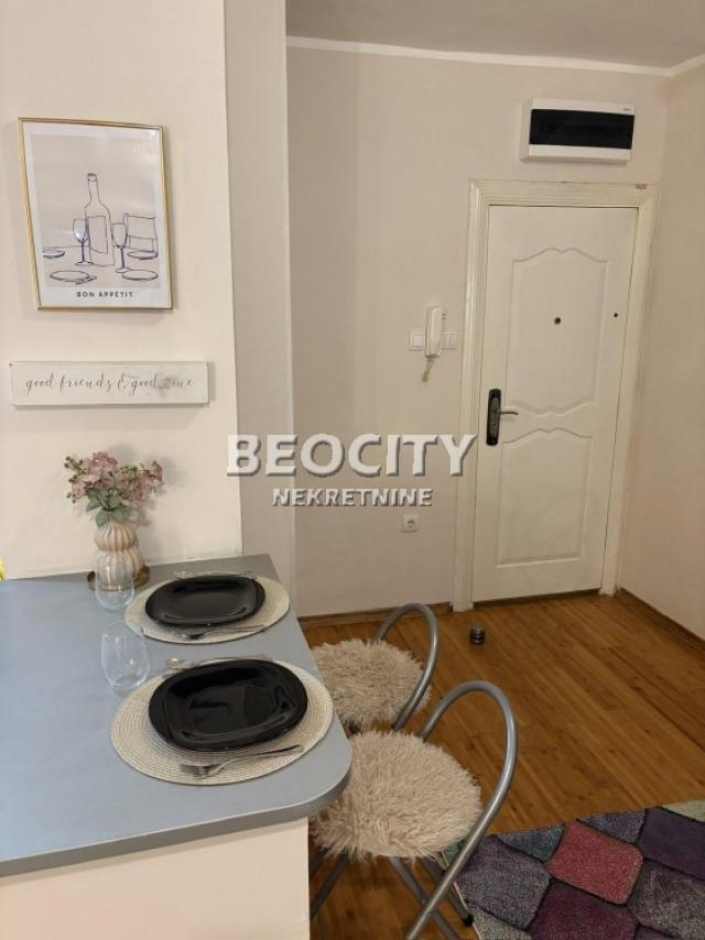 Novi Sad, Centar, Kisačka, 1.5, 45m2, 450EUR Pet friendly