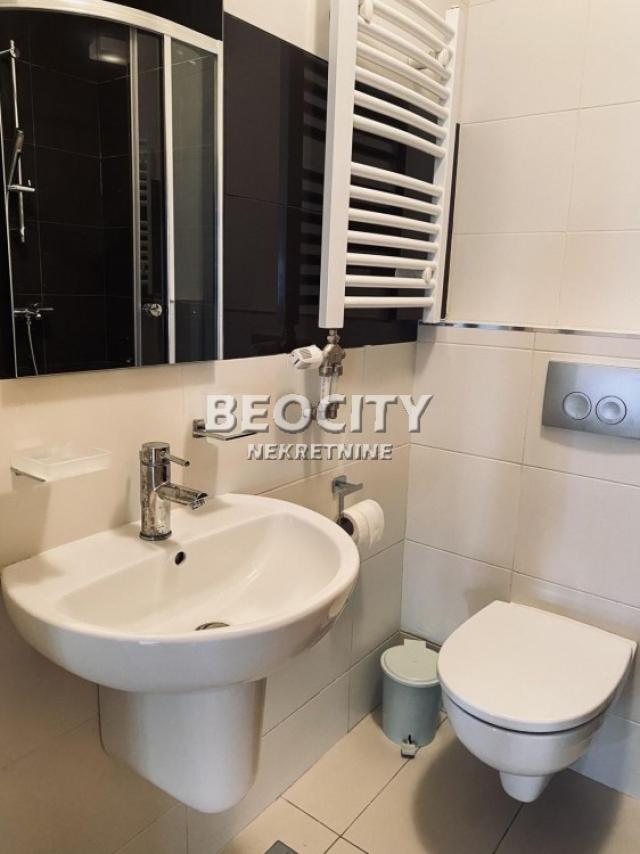 Novi Sad, Centar, Laze Kostića, 3.5, 98m2, 900EUR