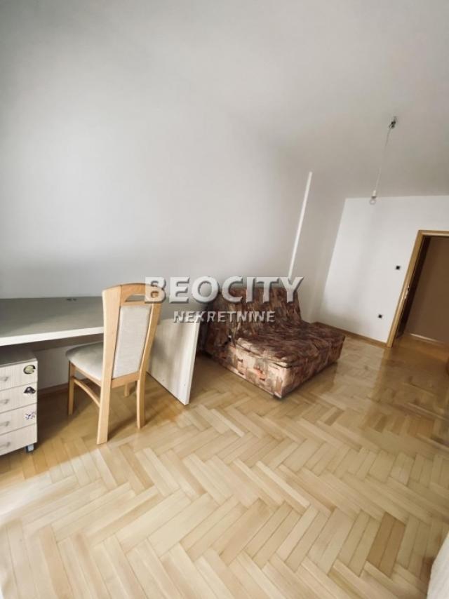 Novi Sad, Centar, Laze Kostića, 3.5, 98m2, 900EUR