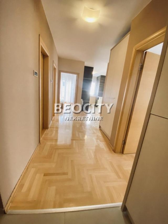 Novi Sad, Centar, Laze Kostića, 3.5, 98m2, 900EUR