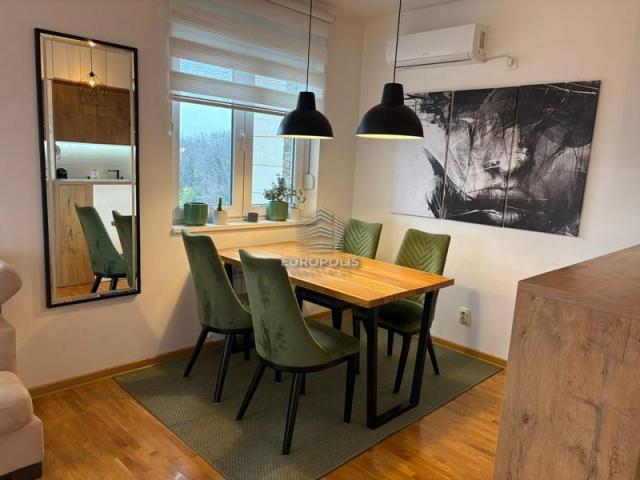 Lux namešten stan u novoj zgradi ID#9075