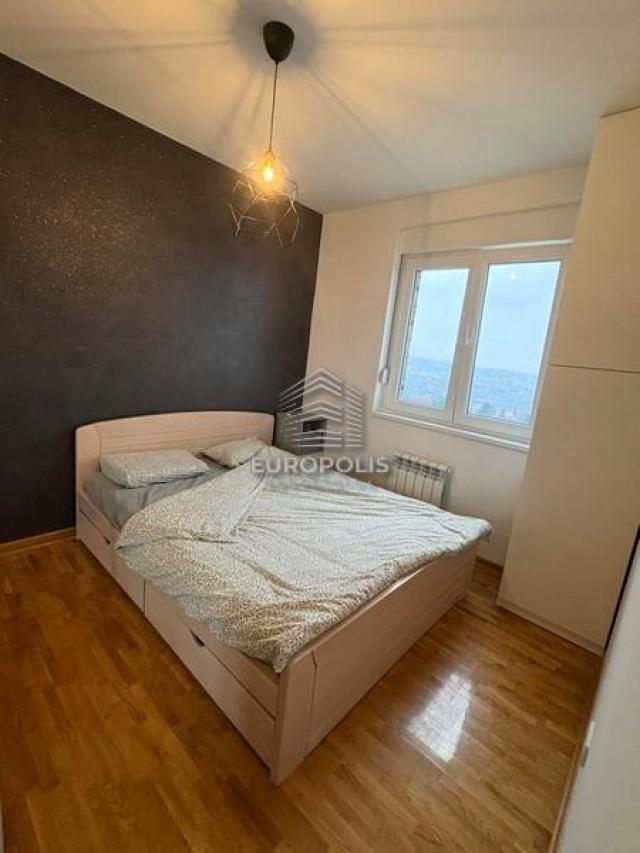 Lux namešten stan u novoj zgradi ID#9075