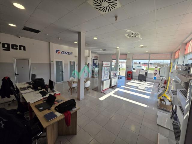  PRODAJA – POSLOVNI OBJEKAT 810 m² NA PLACU 3.384 m² | MAGACIN + UPRAVNI DEO | ODLIČNA INVESTICIJA 