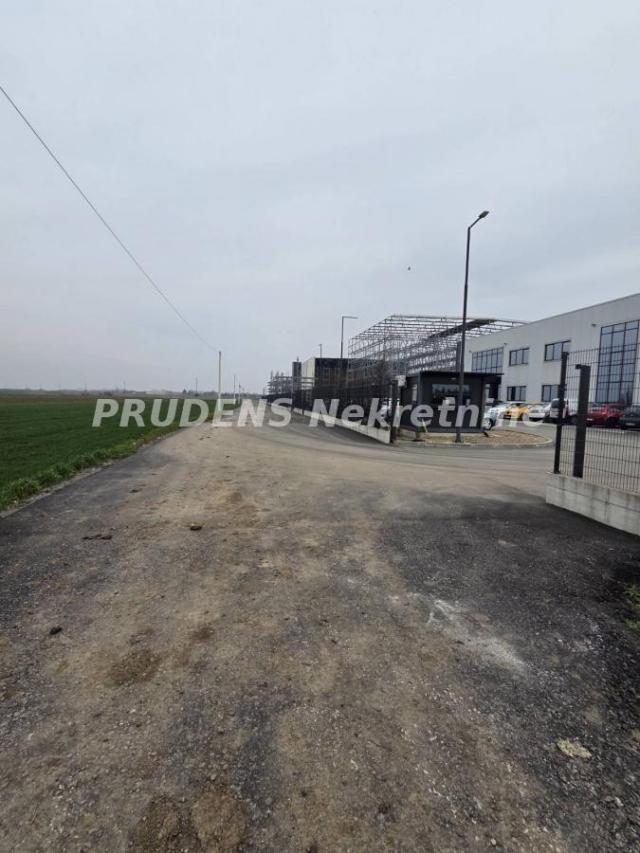 Surčin - Dobanovci, industrijska zona 2.3 hektara