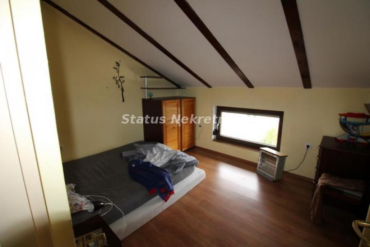 Ekskluzivno zastupanje-Extra Lokacija-Porodična kuča 230/567 m2-Su+Pr+Pk
