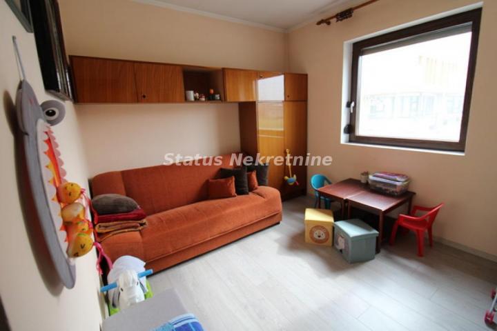 Ekskluzivno zastupanje-Extra Lokacija-Porodična kuča 230/567 m2-Su+Pr+Pk