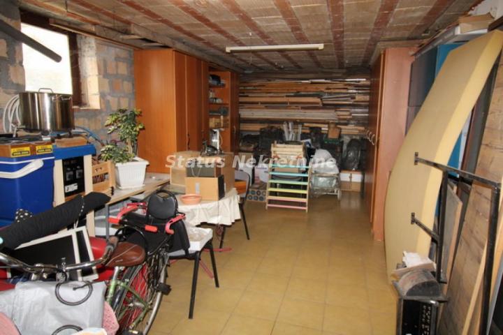 Ekskluzivno zastupanje-Extra Lokacija-Porodična kuča 230/567 m2-Su+Pr+Pk