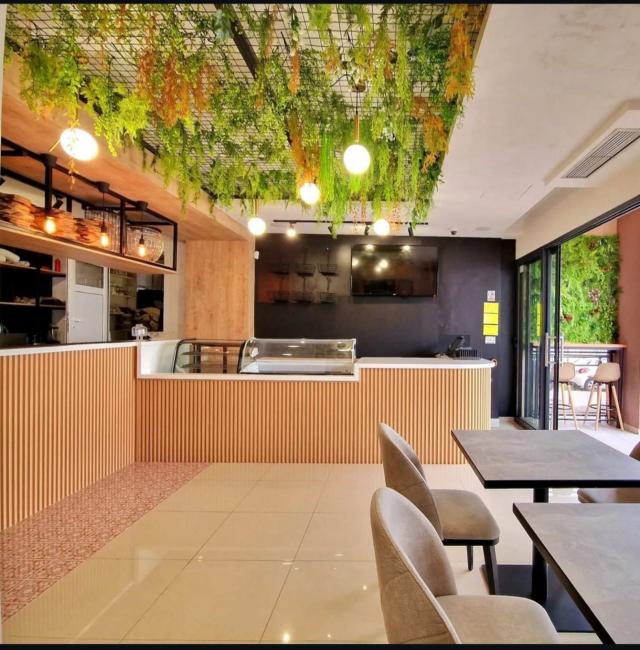 Na prodaju luksuzan restoran na atraktivnoj lokaciji – Rozino, Budva, 97 m² + terasa