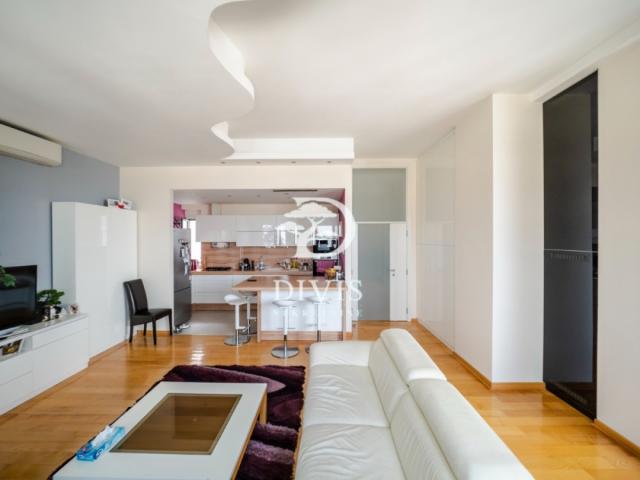 Lux 4. 0 penthaus u kompleksu Dunavske terase 129m2