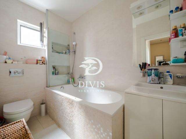 Lux 4. 0 penthaus u kompleksu Dunavske terase 129m2