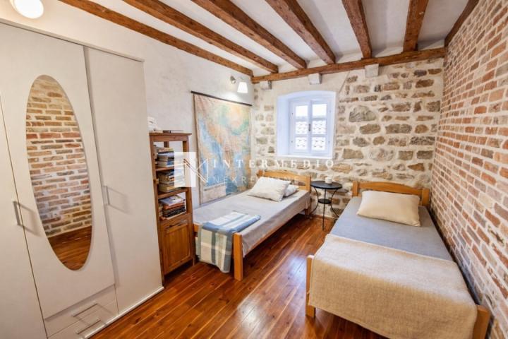 Prodaja, Kameni Duplex stan, 106m2, Centar, Herceg Novi
