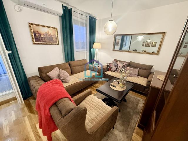 Prodaja, Stan, 74m2 , Adice