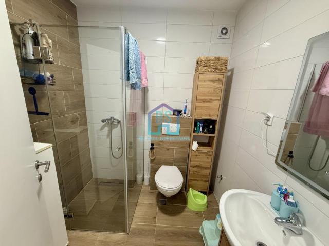 Prodaja, Stan, 74m2 , Adice