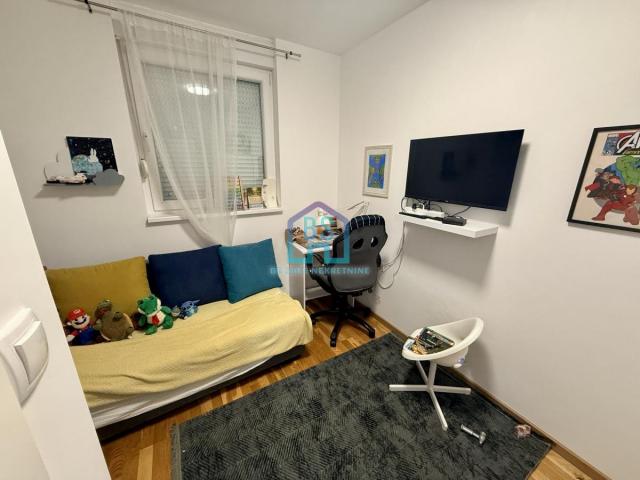 Prodaja, Stan, 74m2 , Adice