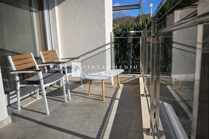 Prodaja stana na prvoj liniji mora – Meljine, Herceg Novi | 53m² | Pogled na mor