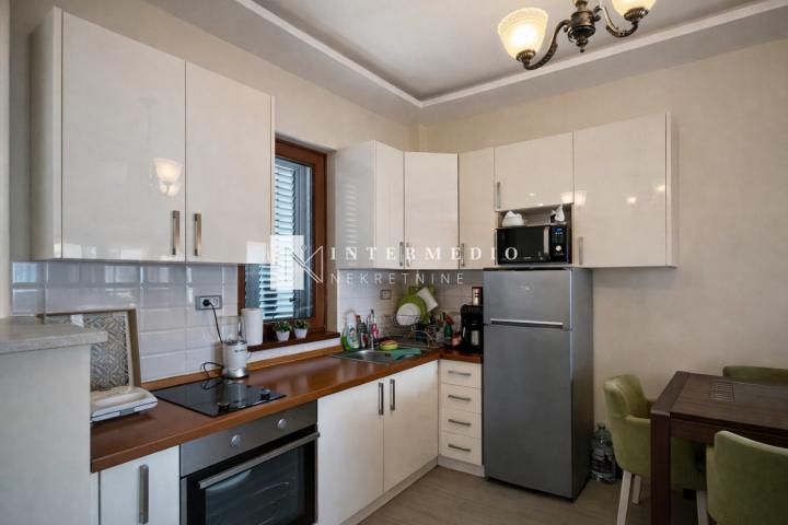 Prodaja stana na prvoj liniji mora – Meljine, Herceg Novi | 53m² | Pogled na mor