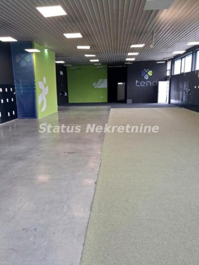 Novi Sad, Novo naselje - višenamenski poslovni prostor