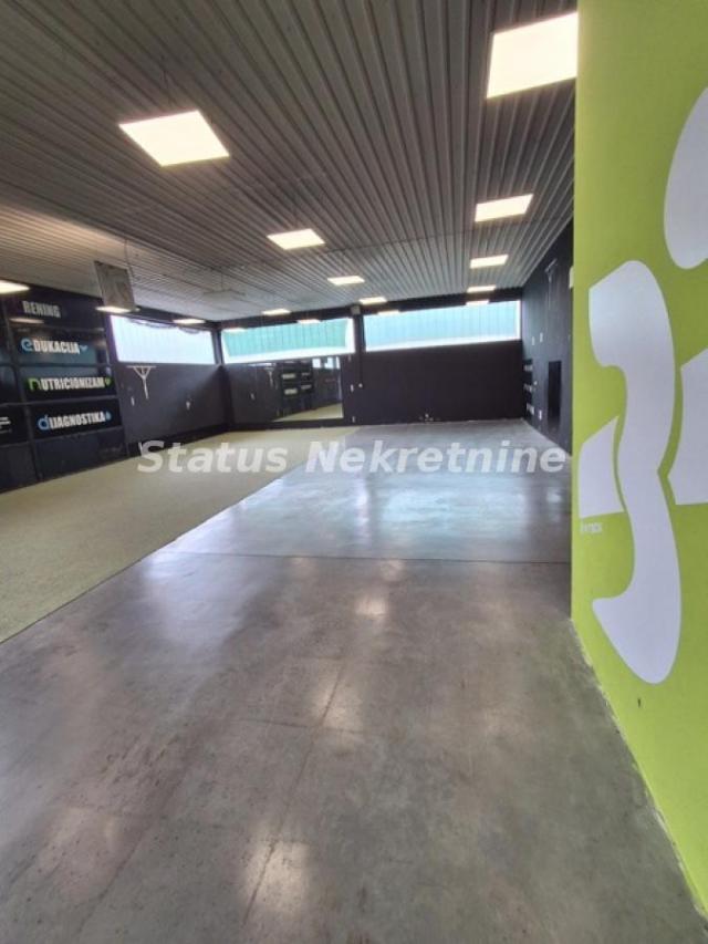Novi Sad, Novo naselje - višenamenski poslovni prostor
