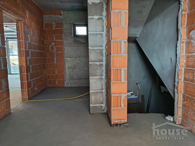 NOVI SAD - TELEP - 310.00 m2