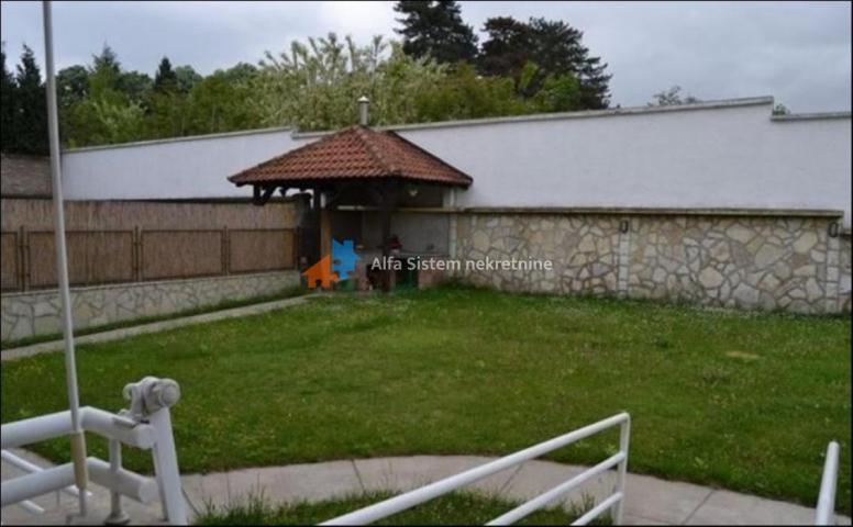 Izdavanje, Stan, Dedinje