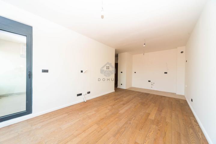 Jednosoban stan 47m2 + parking, Donja Gorica - Podgorica