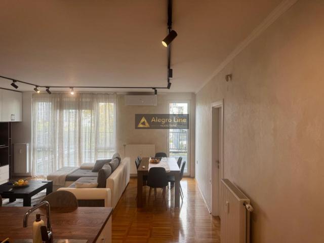 Lux četvorosoban stan 150 m2 u Subotici, naselje Prozivka
