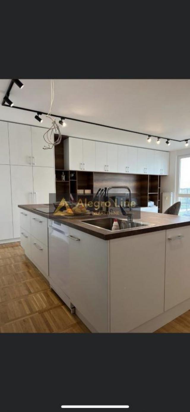 Lux četvorosoban stan 150 m2 u Subotici, naselje Prozivka