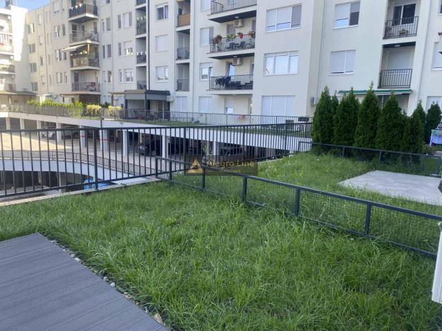 Lux četvorosoban stan 150 m2 u Subotici, naselje Prozivka