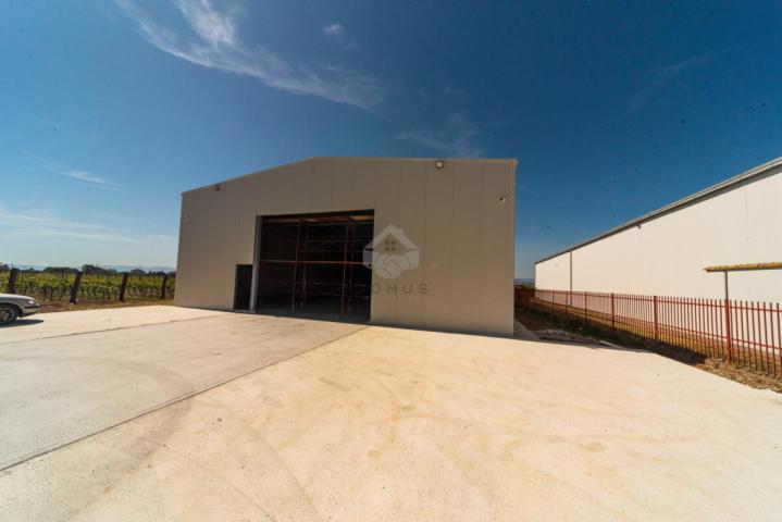 Magacin 600m2, Kuće Rakića - Tuzi