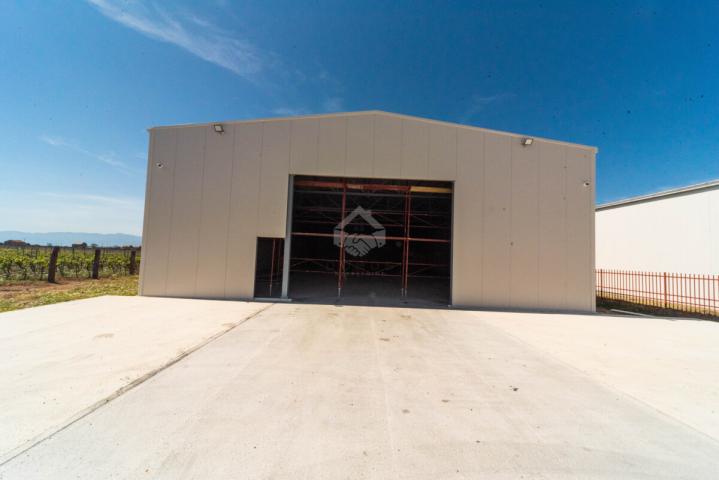 Magacin 600m2, Kuće Rakića - Tuzi