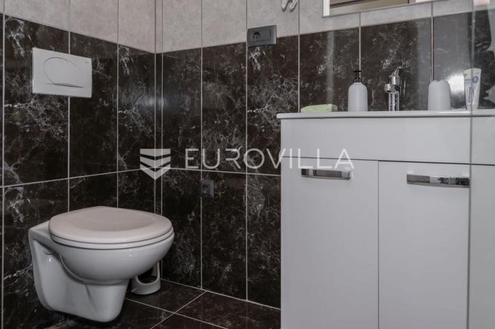 Rijeka, Centar, luksuzan višesoban stan 147 m², vrhunska lokacija