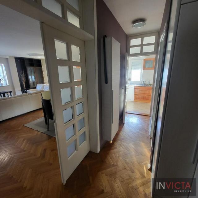 Četvorosoban - Radnička ulica, centar