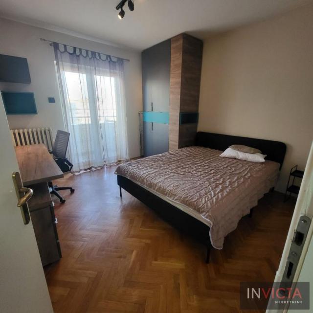 Četvorosoban - Radnička ulica, centar