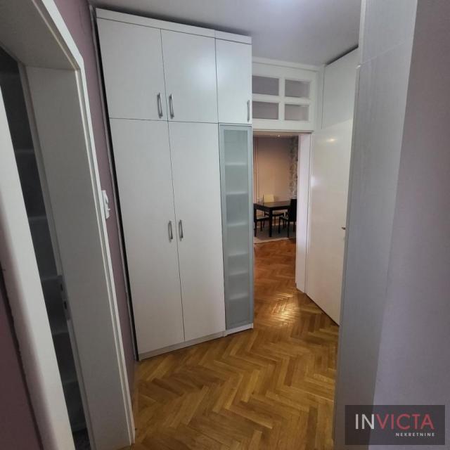 Četvorosoban - Radnička ulica, centar