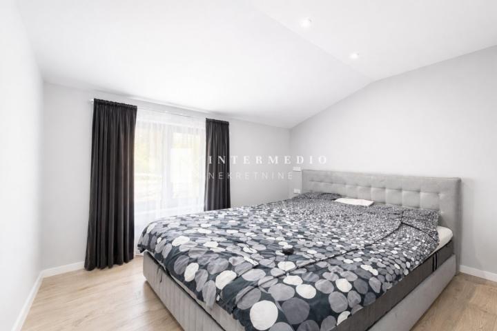 Stan na prodaju Baošići Herceg Novi – jednosoban, pogled na more, 45 m², ispod m