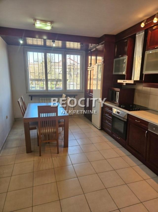 Palilula, Karaburma, Marijane Gregoran 1. prolaz, 3.0, 71m2, 153000EUR