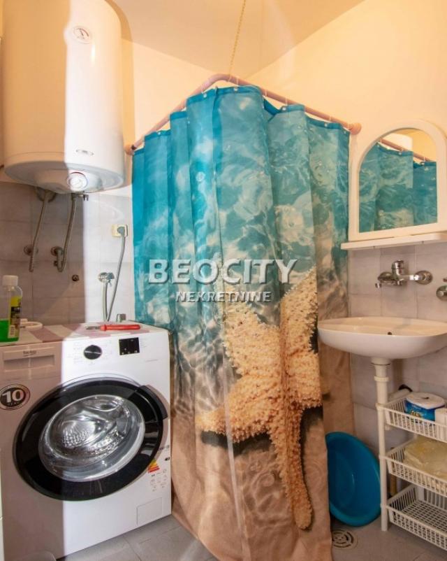Čukarica, Bele vode, Palisadska drugi deo , 2.0, 38m2, 75000EUR keš kupci