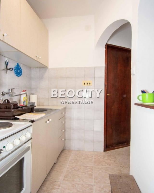 Čukarica, Bele vode, Palisadska drugi deo , 2.0, 38m2, 75000EUR keš kupci