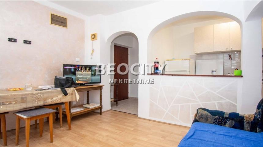 Čukarica, Bele vode, Palisadska drugi deo , 2.0, 38m2, 75000EUR keš kupci