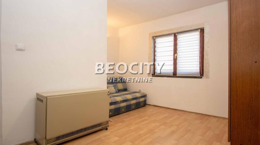 Čukarica, Bele vode, Palisadska drugi deo , 2.0, 38m2, 75000EUR keš kupci