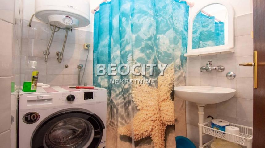 Čukarica, Bele vode, Palisadska drugi deo , 2.0, 38m2, 75000EUR keš kupci