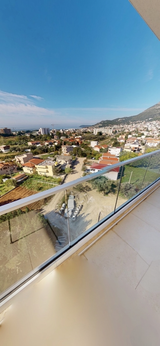 72,76 m² große Wohnung mit Meerblick in der Wohnanlage, Bar