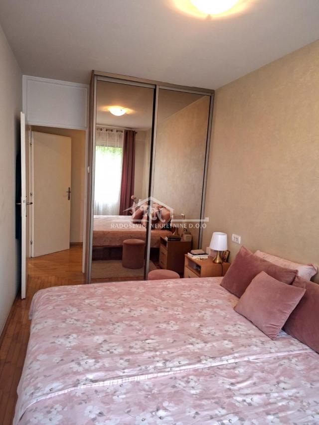 Banjica, Bulevar oslobođenja, 77m2 ID#1643