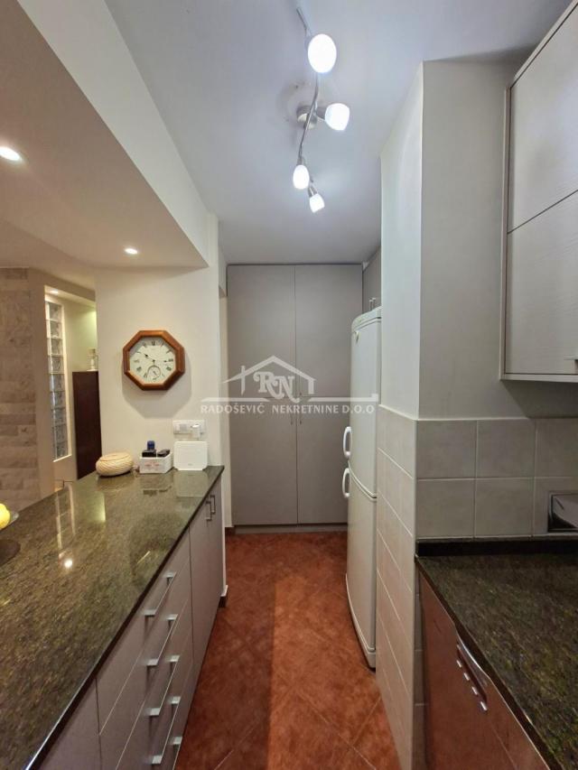 Banjica, Bulevar oslobođenja, 77m2 ID#1643