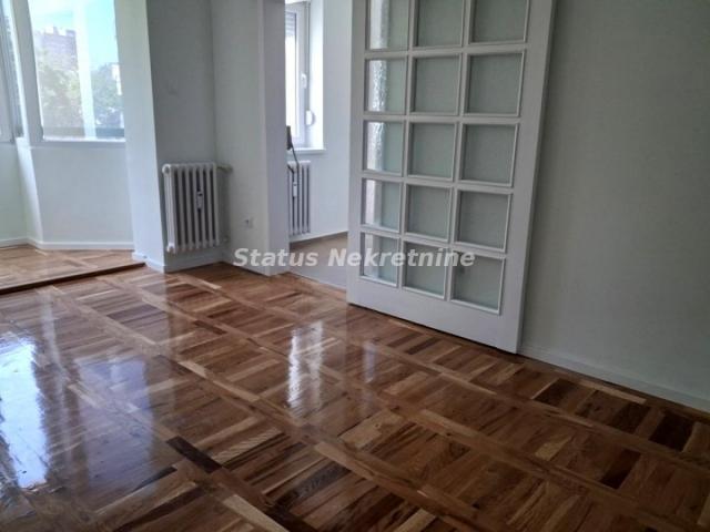 Novi Sad, Cara Dušana - 47m2 - stan u dva nivoa