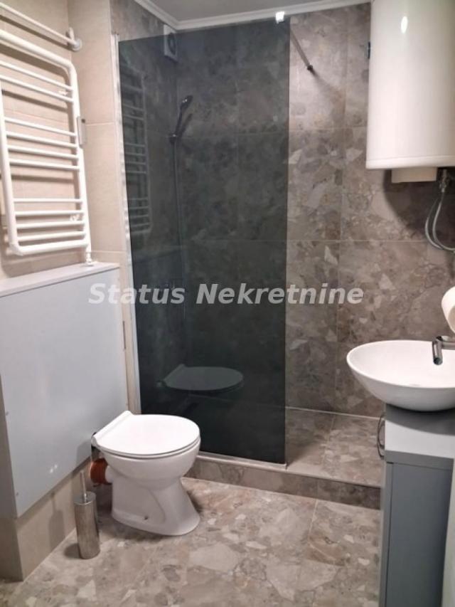 Novi Sad, Cara Dušana - 47m2 - stan u dva nivoa