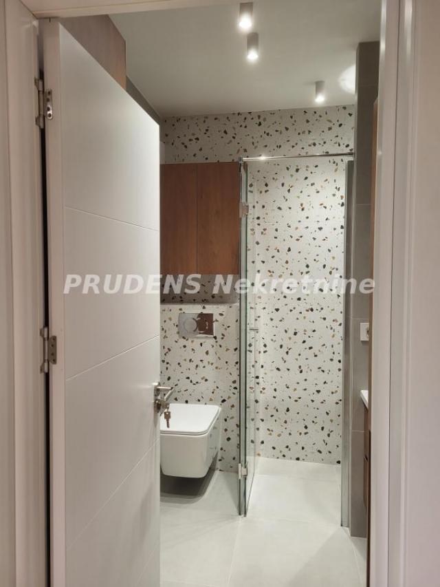 Savski venac, Durmitorska, renovirano, 48m2
